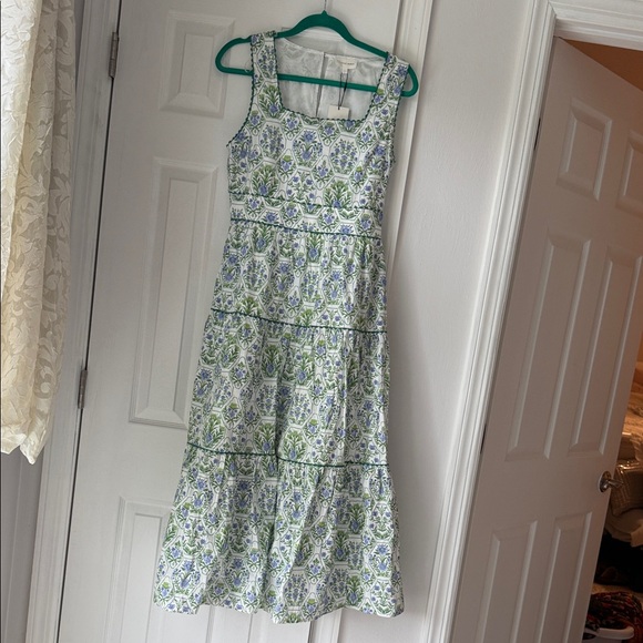 entro Dresses & Skirts - entro White Midi Dress with Blue and Green Floral Print